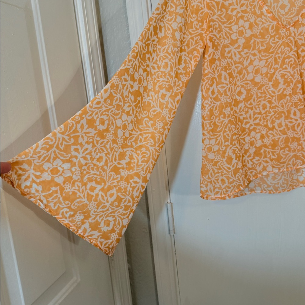 Show Me Your MuMu Creamsicle Floral Boho Bell Sleeve Sandee Blouse Size Large - Picture 7 of 9